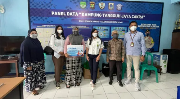 KONTRIBUSI PTC DALAM MENCERDASKAN GENERASI PENERUS BANGSA MELALUI PEMBERIAN BANTUAN SARANA BELAJAR PAUD DAHLIA